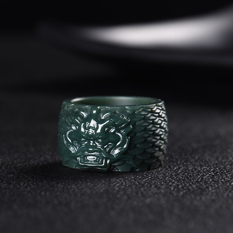 An Exquisite Cyan jade Dragon Pattern Thumb Ring - 2