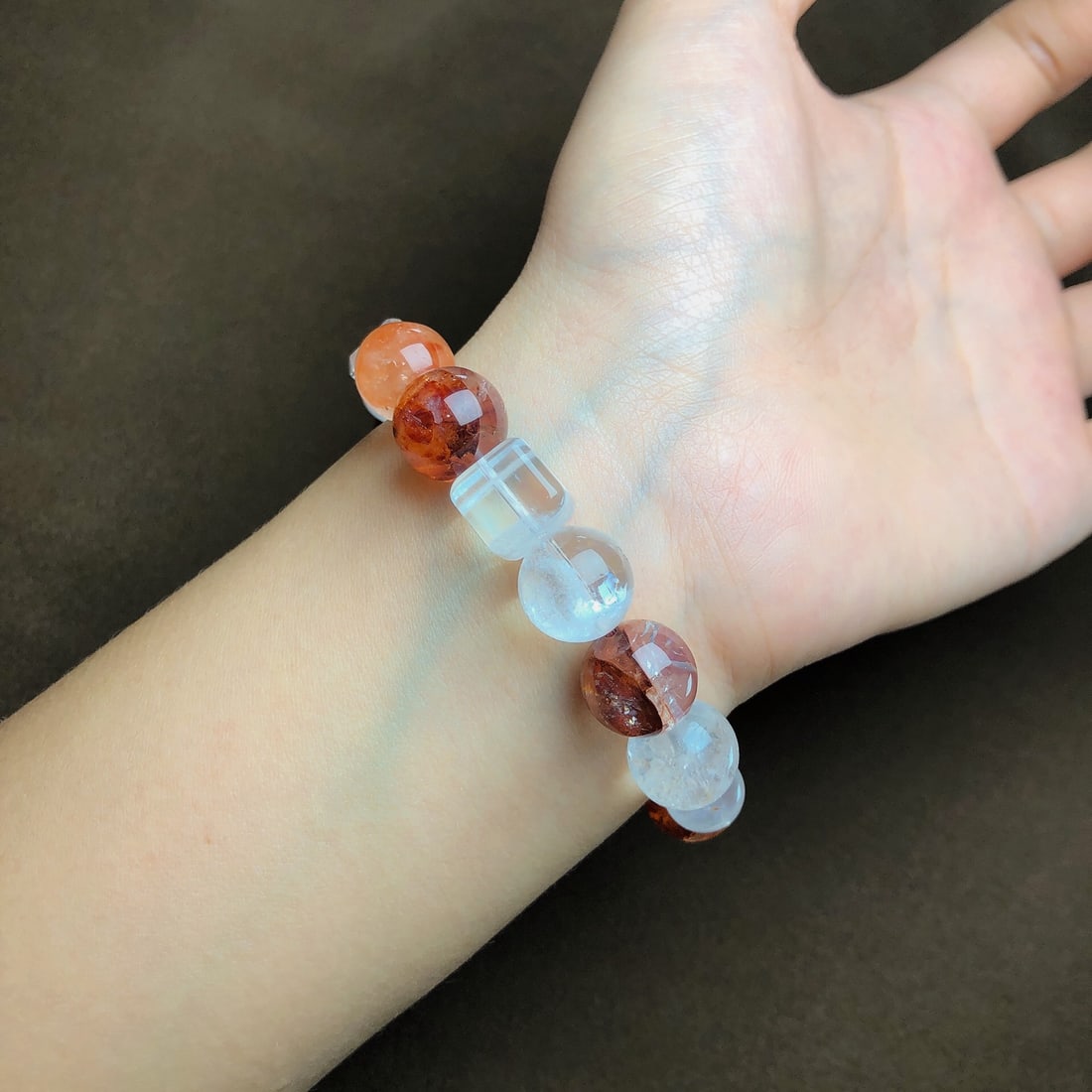 An Exquisite Crystal Bracelets - 5