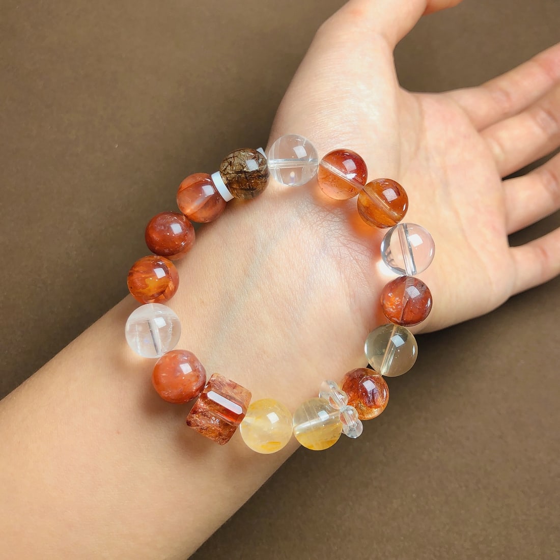 An Exquisite Crystal Bracelets - 2