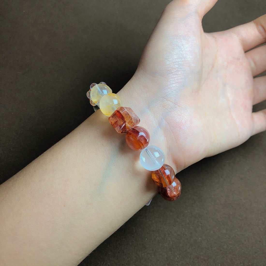 An Exquisite Crystal Bracelets - 6