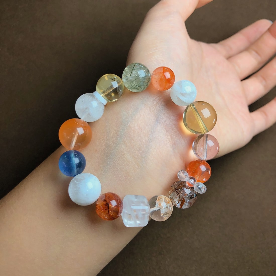 An Exquisite Crystal Bracelets - 3