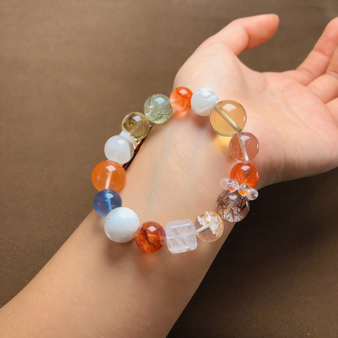 An Exquisite Crystal Bracelets - 4