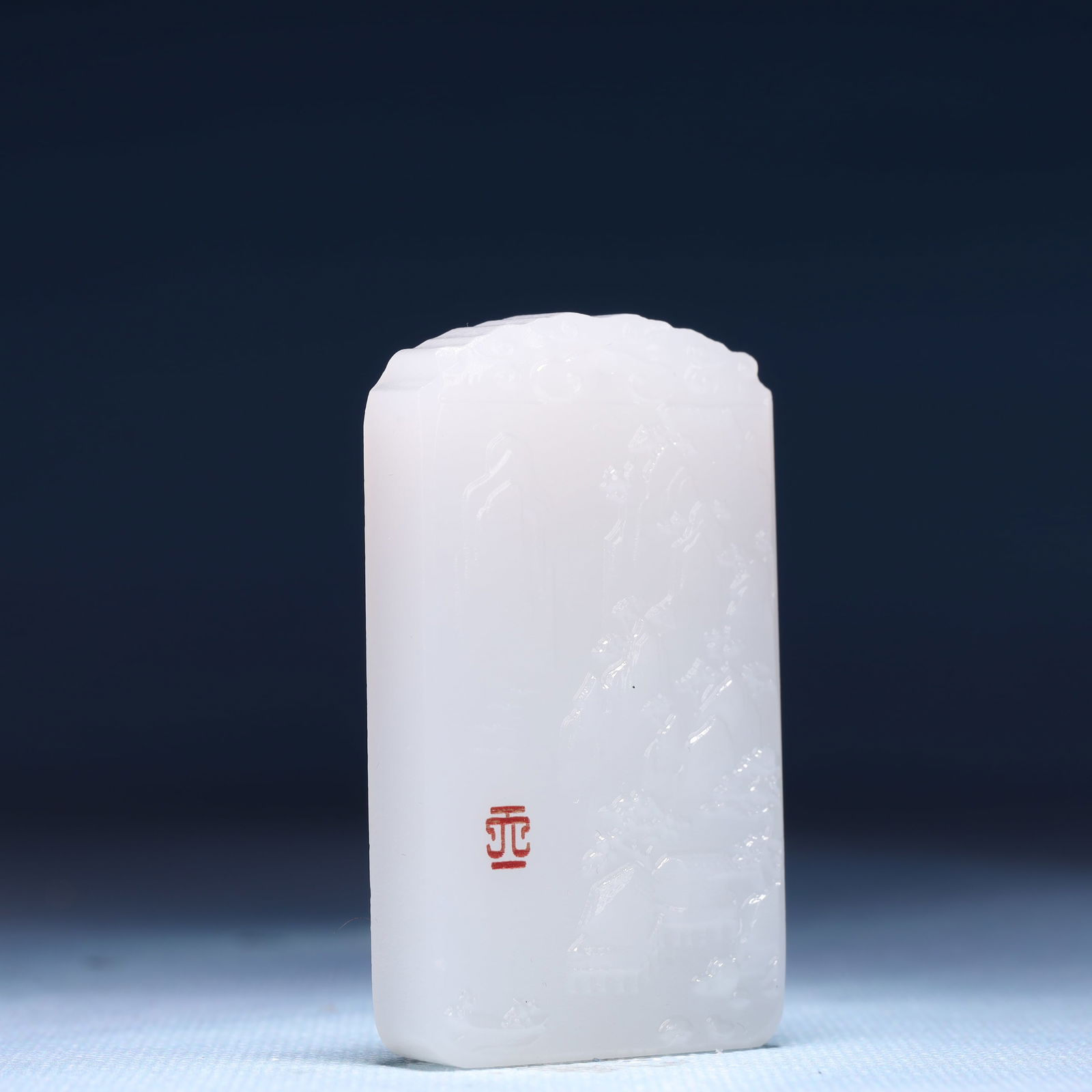 An Exquisite White Jade Landscape Pattern Pendant - 3