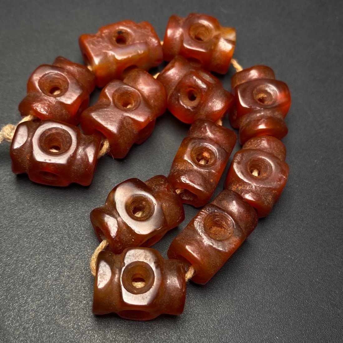 A Precious Agate Bracelets - 2