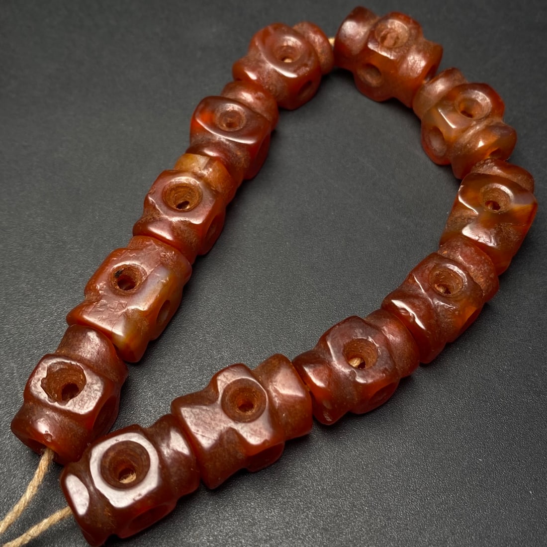 A Precious Agate Bracelets - 3