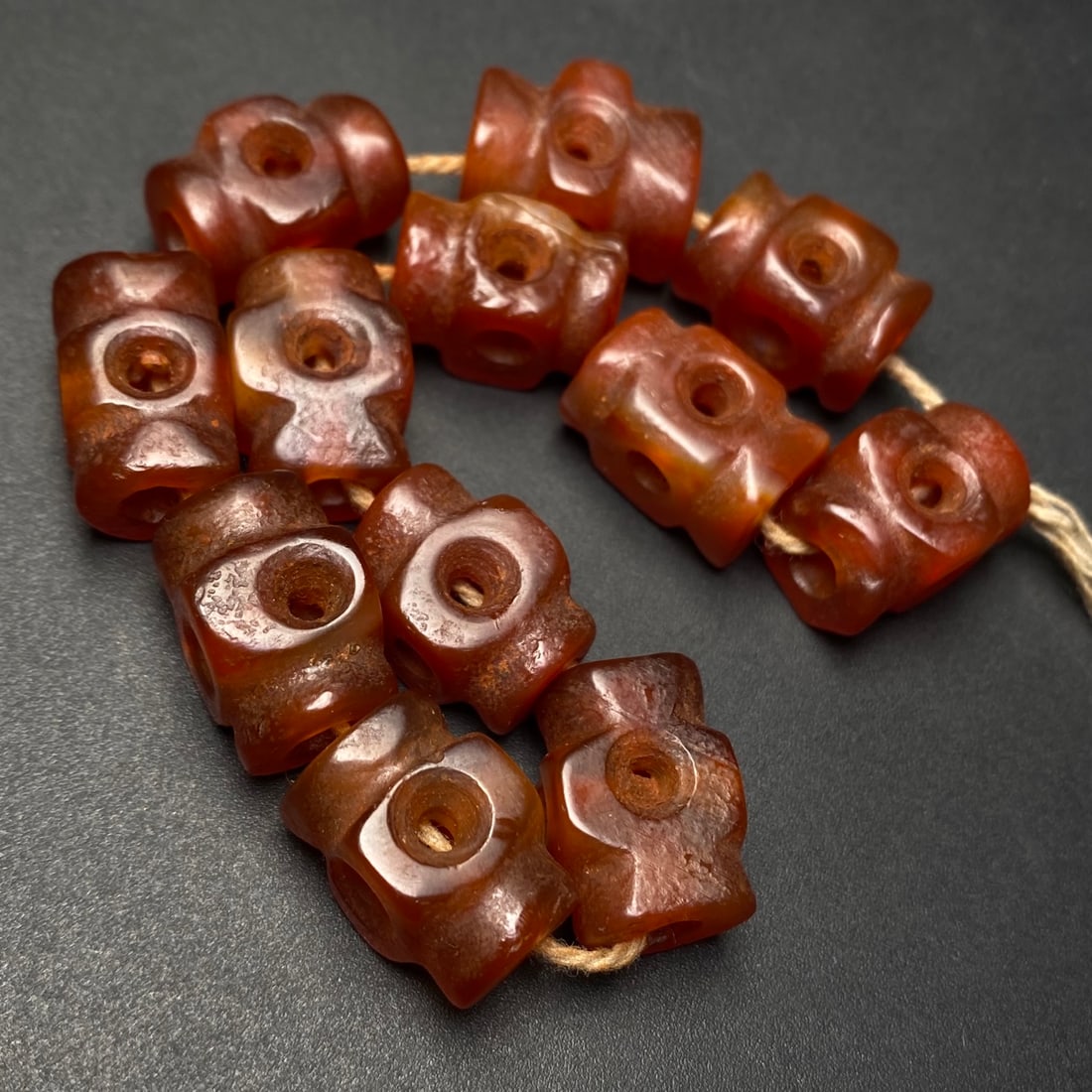 A Precious Agate Bracelets - 4