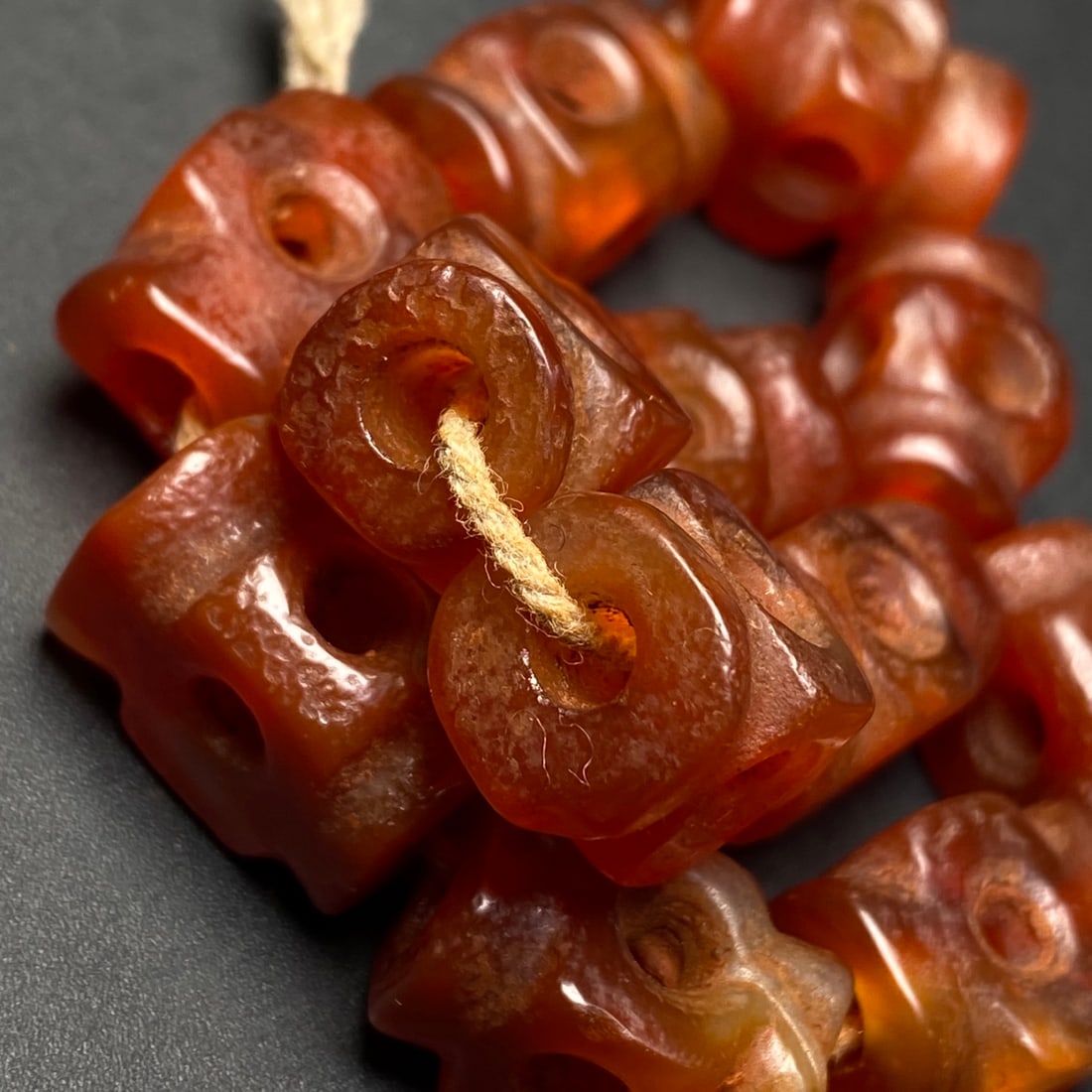 A Precious Agate Bracelets - 9