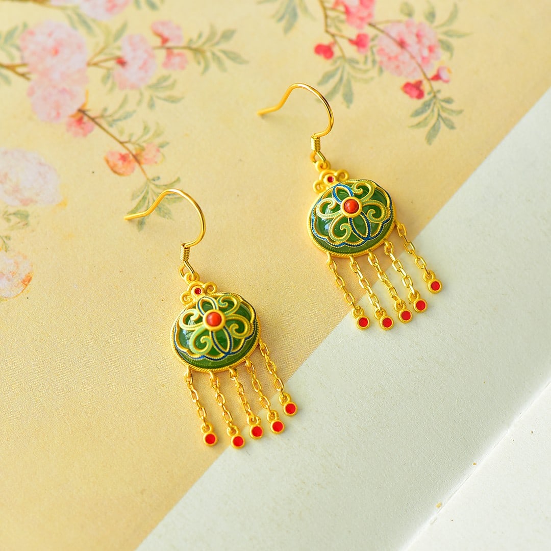 A Pair of Exquisite Sterling Silver-Gold Plated Inlaid Jasper Enamel Earrings,Inlaid Pearl: A Pair of Exquisite Sterling Silver-Gold Plated Inlaid Jasper Enamel Earrings,Inlaid Pearl 一对纯银镀金镶碧玉珐琅耳环,