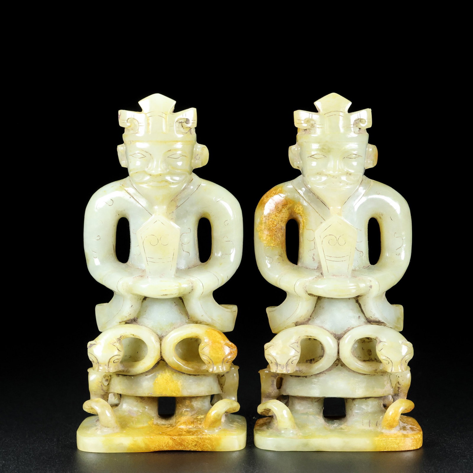 A Pair of Exquisite White Jade Figure Ornaments: A Pair of Exquisite White Jade Figure Ornaments,Qing Dynasty,China,Size:4.9inx2.4inx2in,Weight:635g 一对白玉人物摆件,中国清代