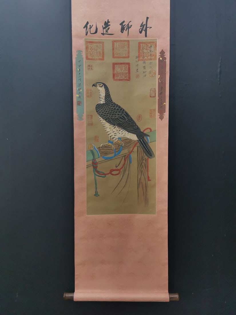 A Chinese Vertical Scroll Ink Painting of Eagle on Silk: A Chinese Vertical Scroll Ink Painting of Eagle on Silk,Ouyang Xiu,Size:31.5inx13in 一幅中国水墨绢本鹰画立轴,欧阳