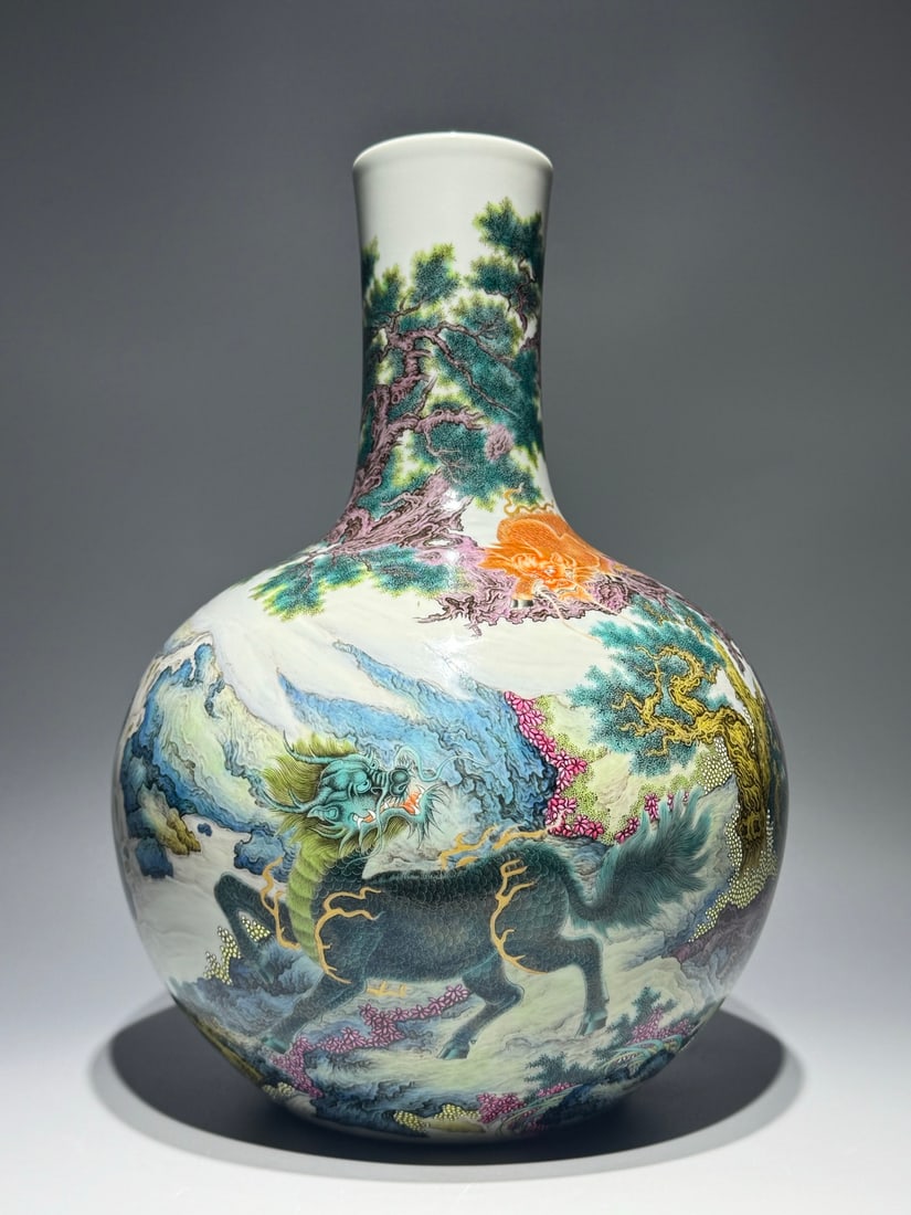 A Rare Enamel Kylin Pattern Vase,with poem (1 of 9)