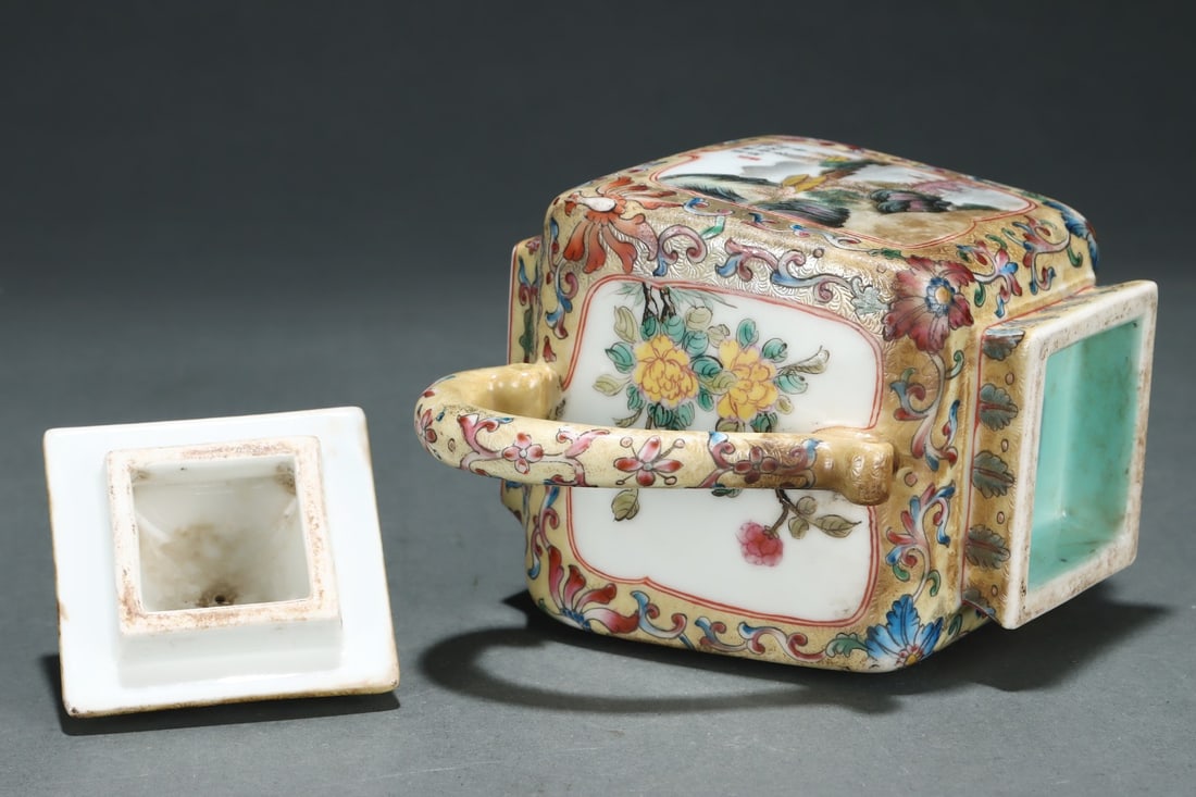 An Exquisite Enamel Landscape Pattern Teapot - 7