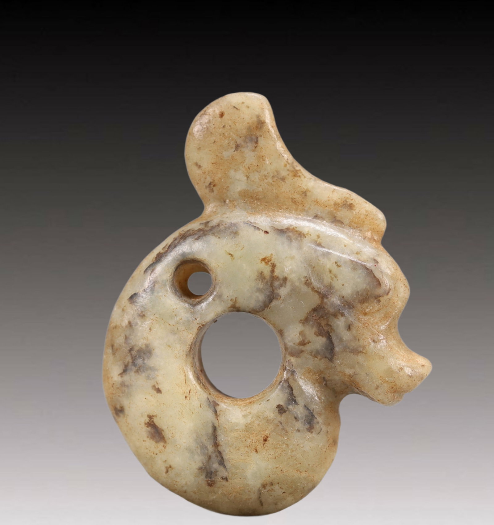 An Archaic Hongshan Culture Greenish Jade Pig and Dragon Pendant: An Archaic Hongshan Culture Greenish Jade Pig and Dragon Pendant,Ancient Time, China,Size:1.7inx2in Weight:33.3g 红山文化青白玉猪龙挂件