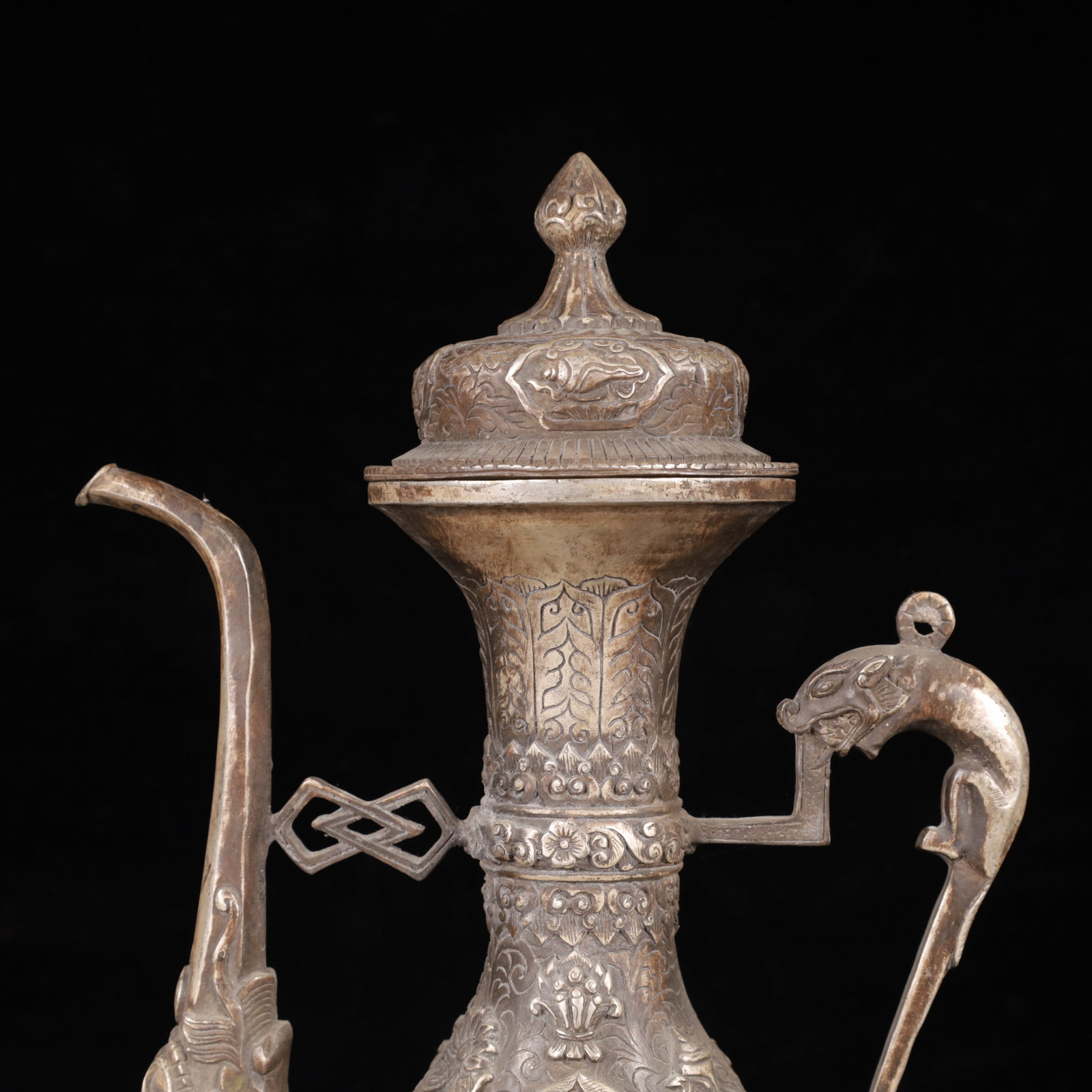 An Exquisite Silver-plated Figure Pattern Ewer - 2