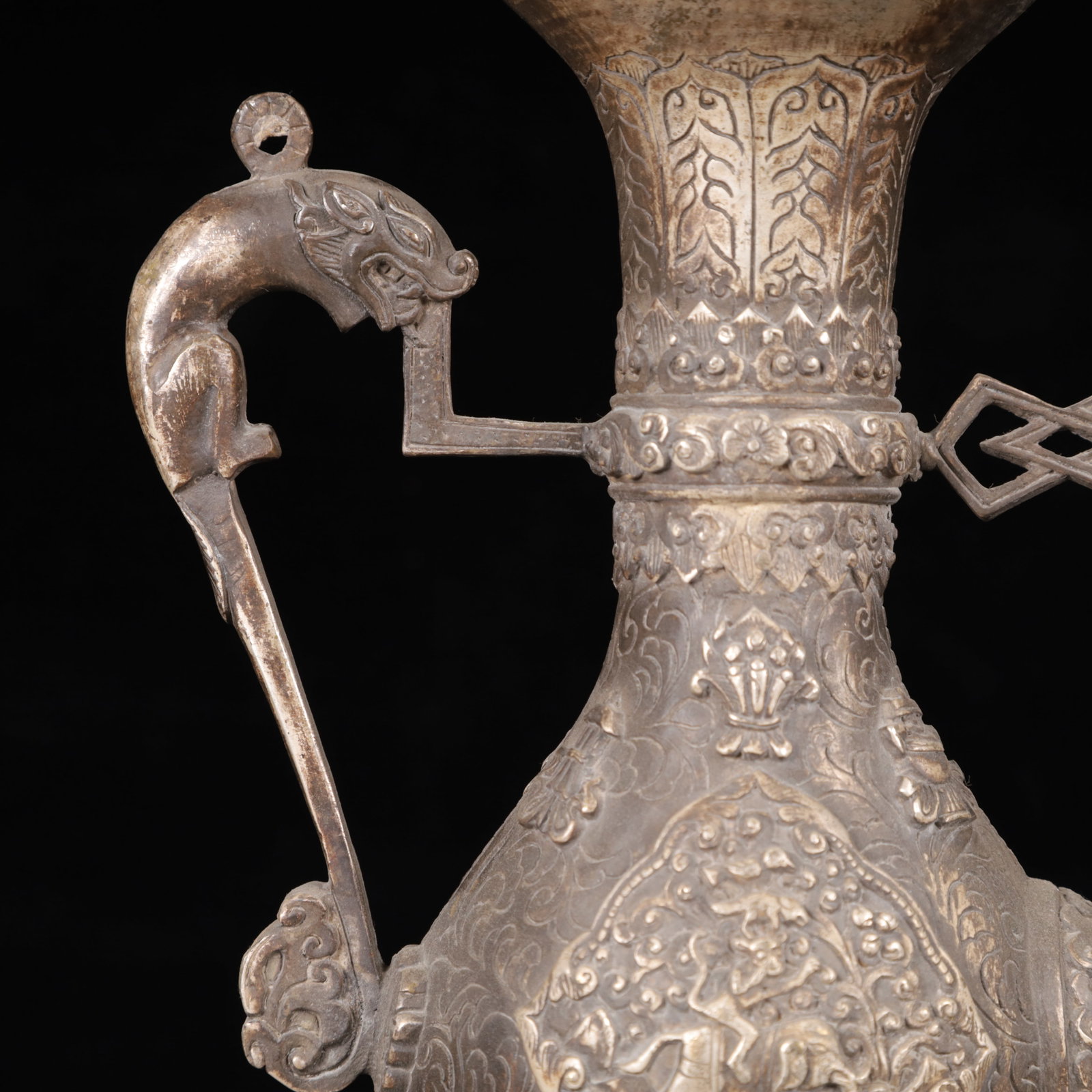 An Exquisite Silver-plated Figure Pattern Ewer - 8