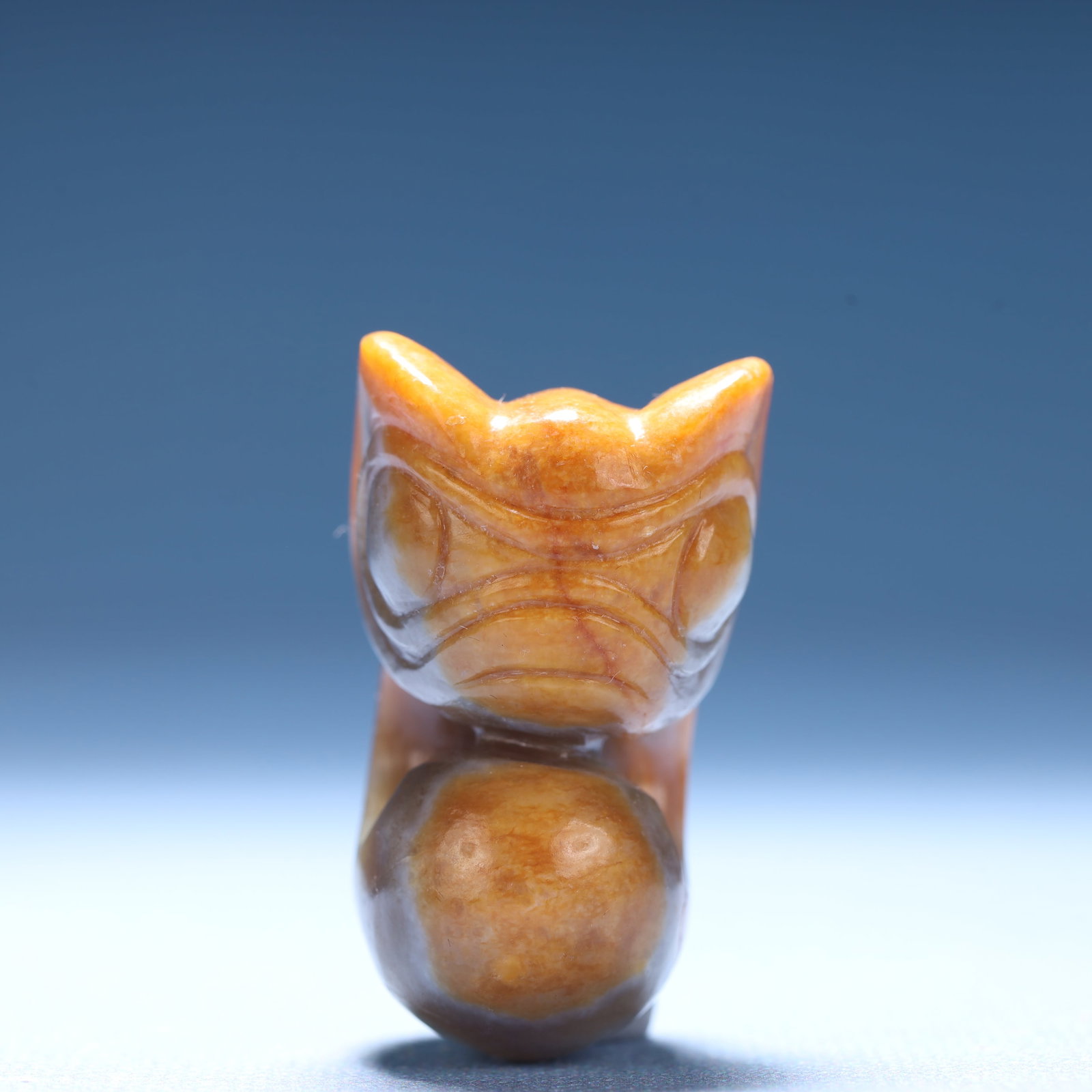 An Archaic Hongshan Culture Yellow Jade Figure Ornament: An Archaic Hongshan Culture Yellow Jade Figure Ornament,Ancient Time,China,Size:1.2inx0.8inx1.7in,Weight:47g 红山文化黄玉人物摆件,中&#