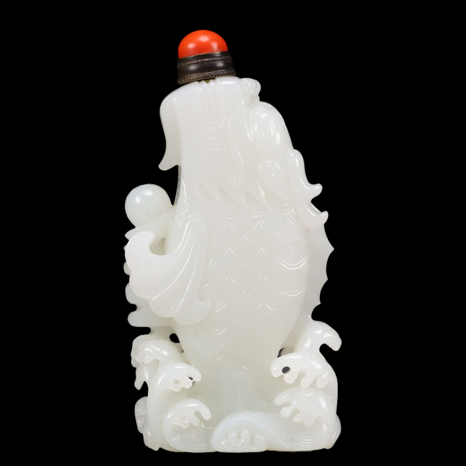 An Exquisite White Jade Dragon Pattern Snuff Bottle, Inlaid Gems (1 of 7)