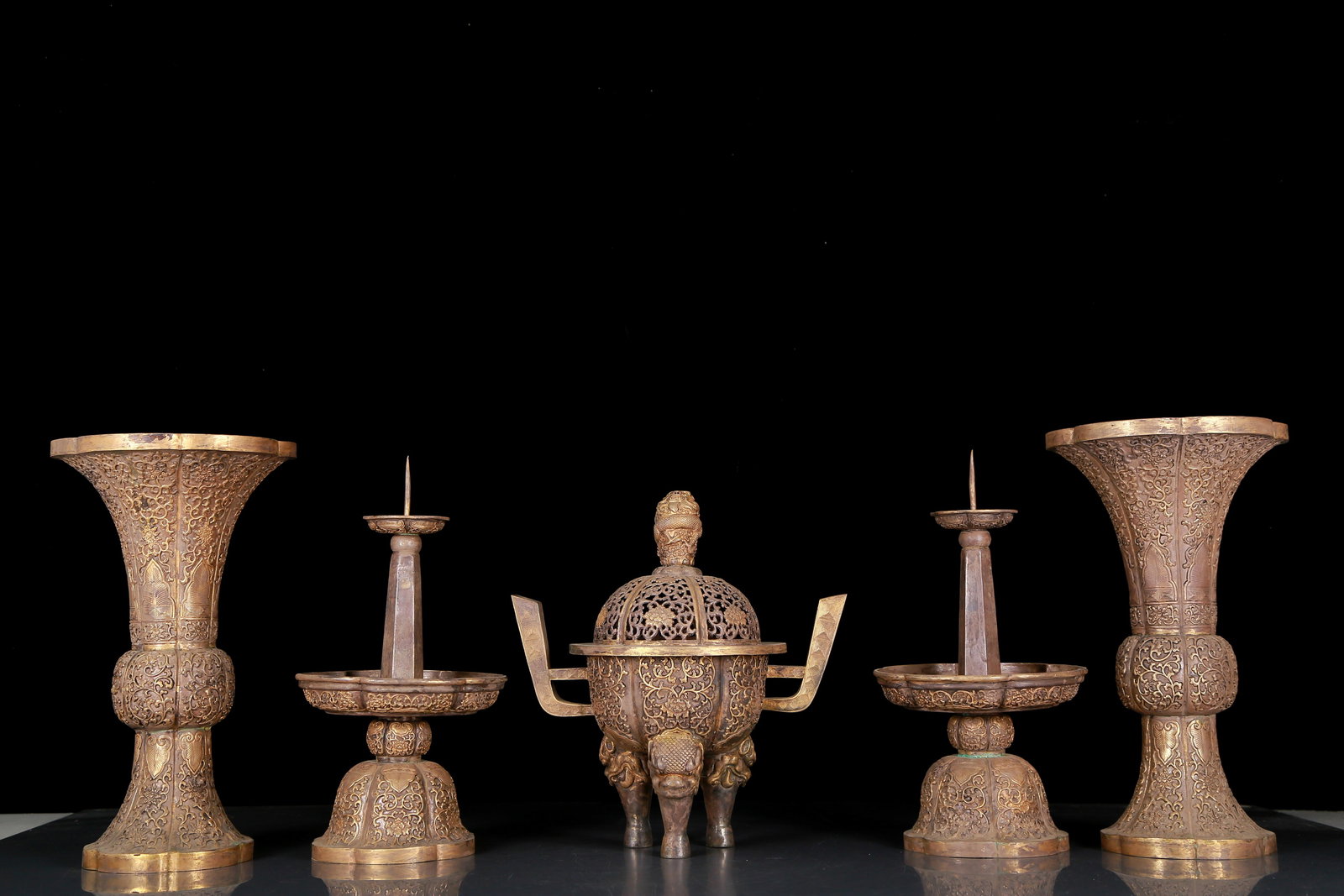 A Set of Exquisite Gilt Silver Lotus Pattern Ornament: A Set of Exquisite Gilt Silver Lotus Pattern Ornament（A Pair of Vases,A Pair of Candlesticks,A Double-ears Tripod Dragon Pattern Censer ）,Qing Dynasty, China ,Size:Vases6.3inx11.4in ,Can