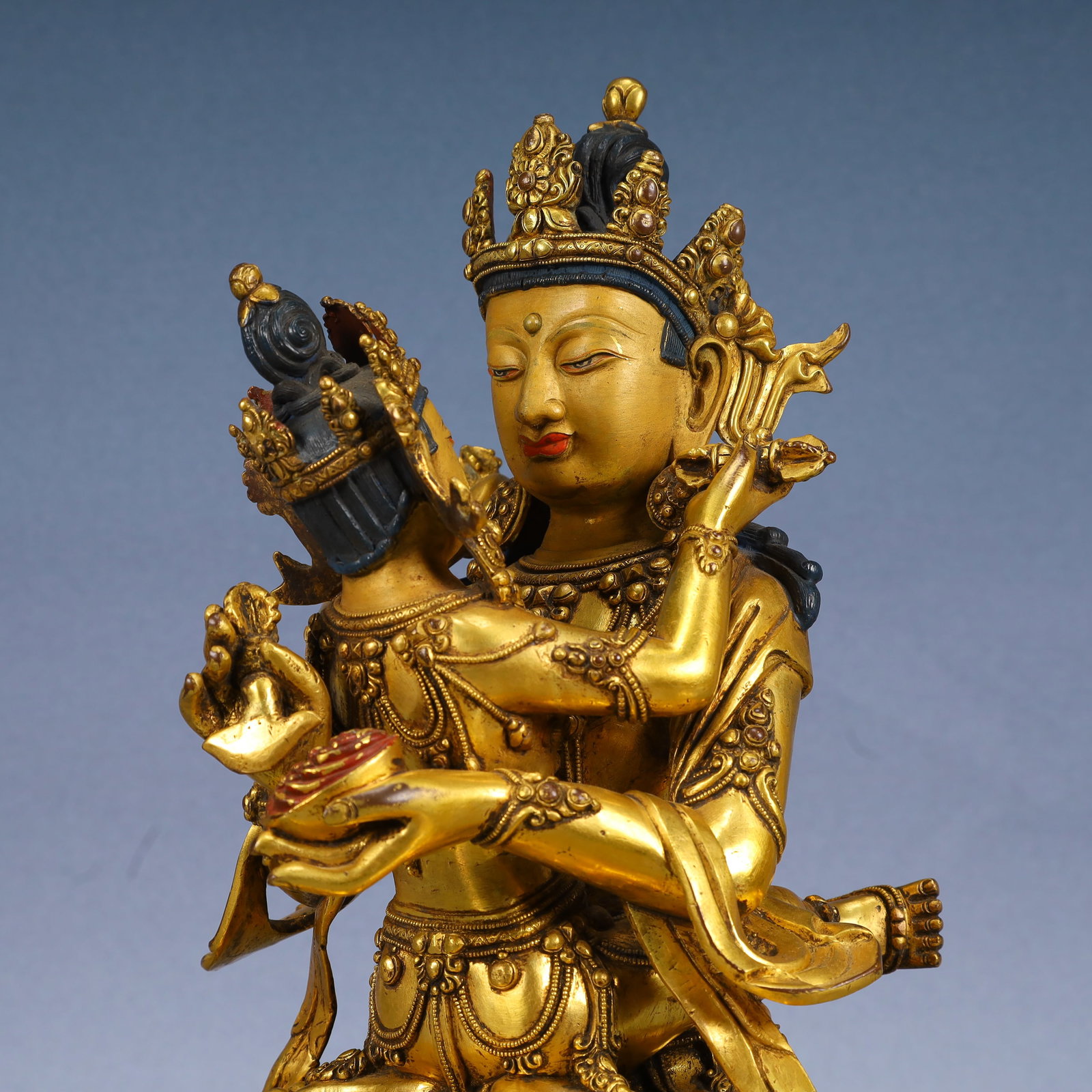 A Solemn Gilt Bronze Statue of Vajrasattva - 7