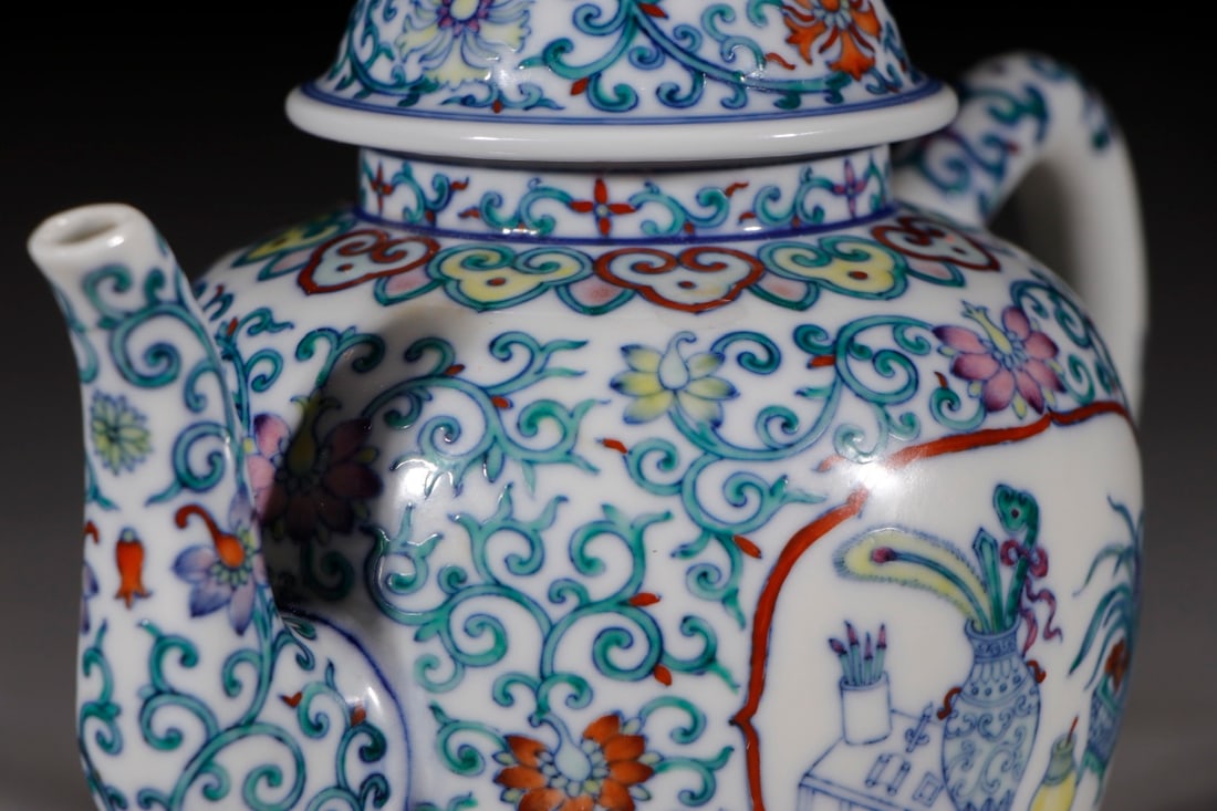 An Exquisite Doucai Lotus Pattern Pot - 7