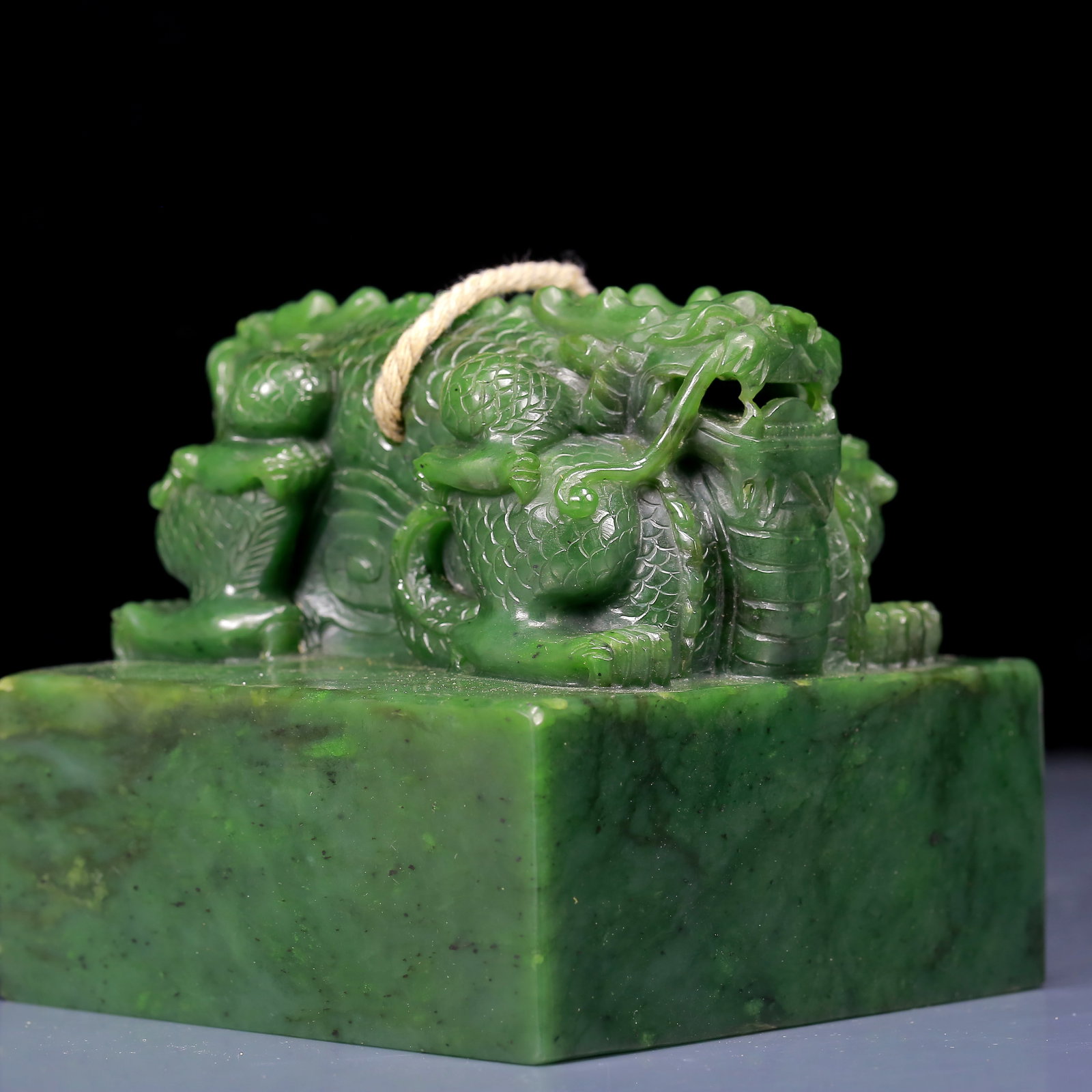 An Exquisite Jasper Dragon Pattern Seal - 2