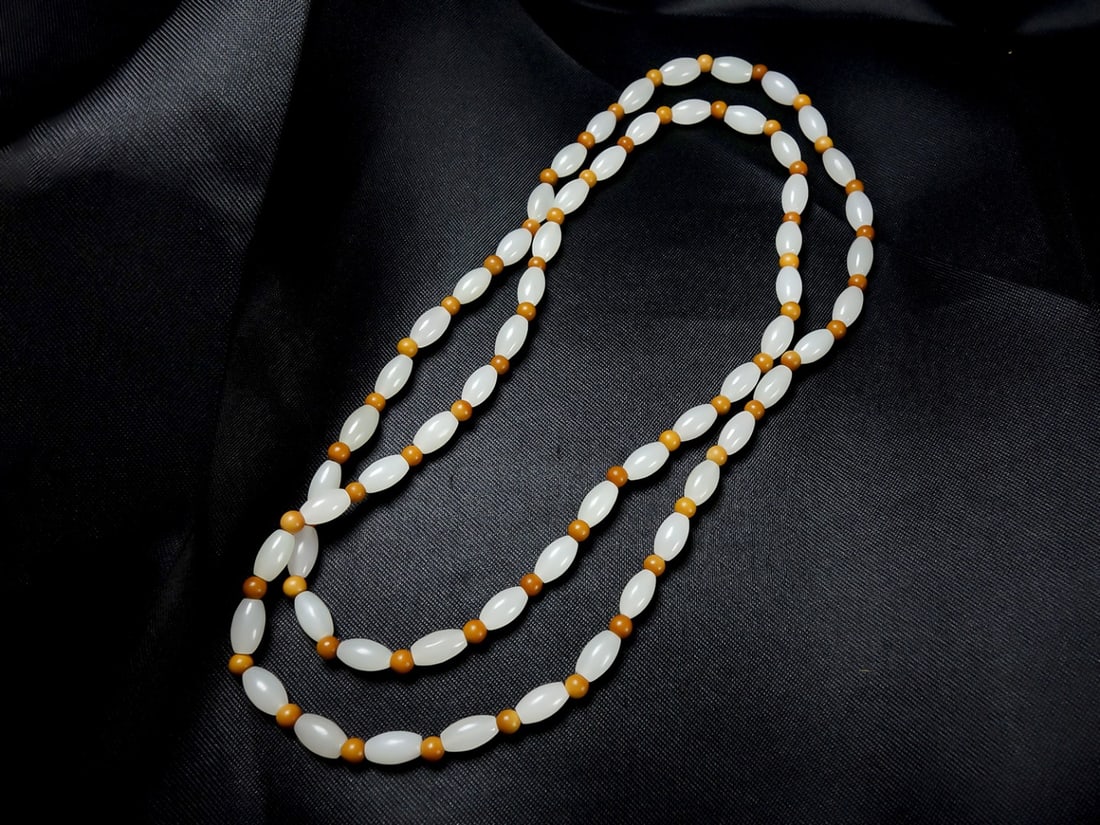 An Exquisite White Jade Bracelets - 3