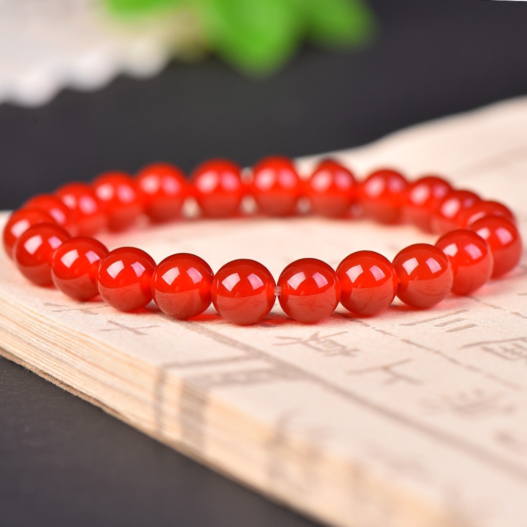 An Exquisite Agate Jade Bracelets: An Exquisite Agate Bracelet,Size:0.3inx0.2inx0.4in 玛瑙手串