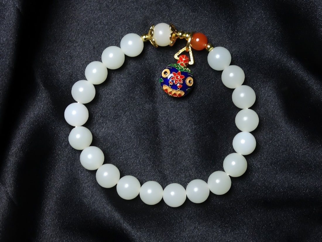 An Exquisite White Jade Bracelets - 3
