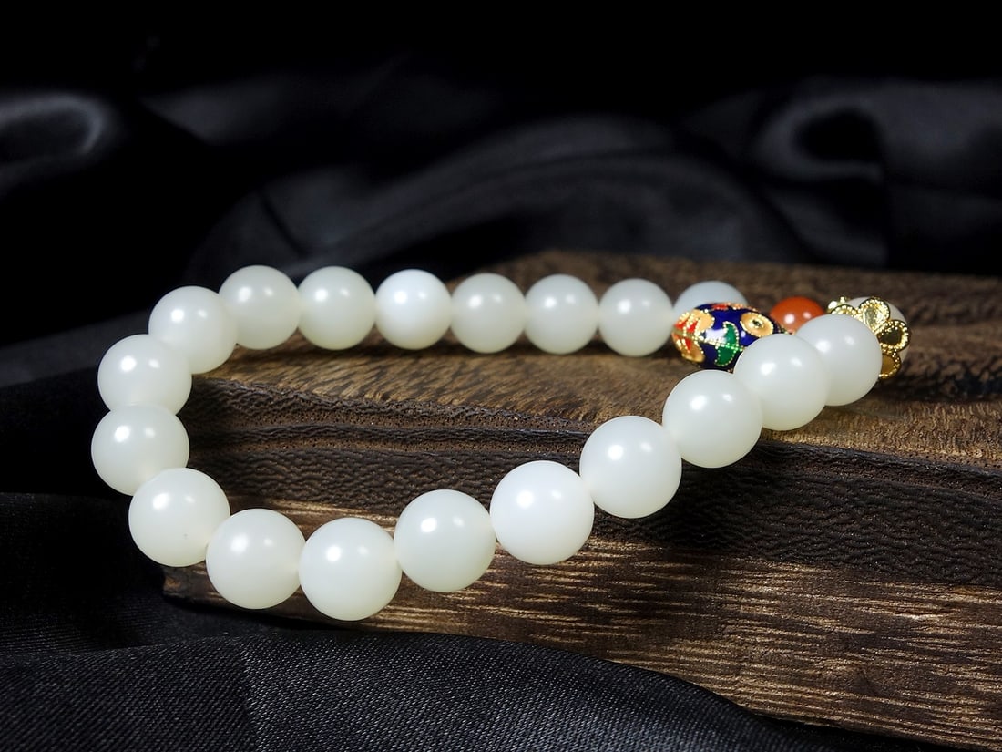 An Exquisite White Jade Bracelets - 4
