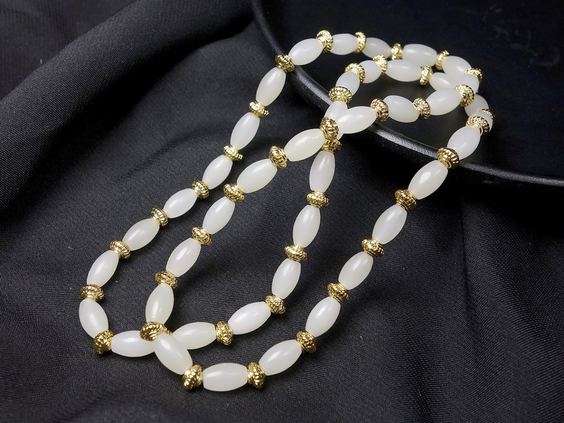 An Exquisite White Jade Bracelets - 3
