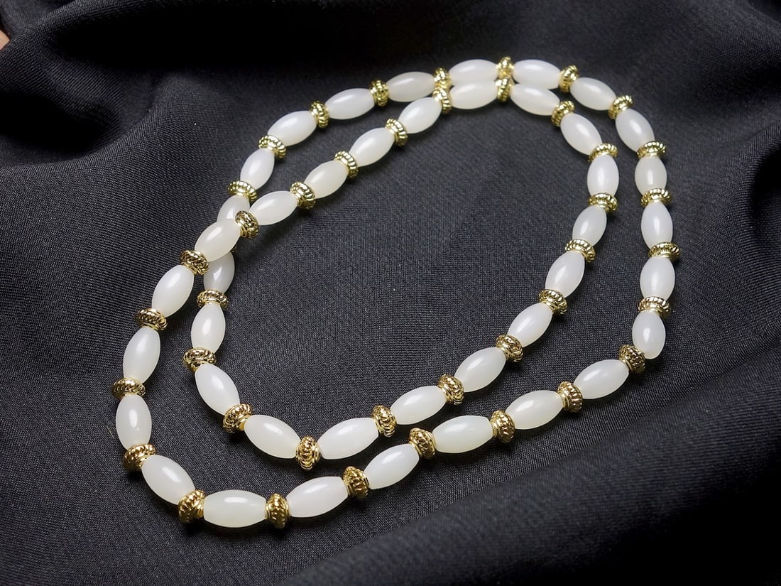 An Exquisite White Jade Bracelets - 6
