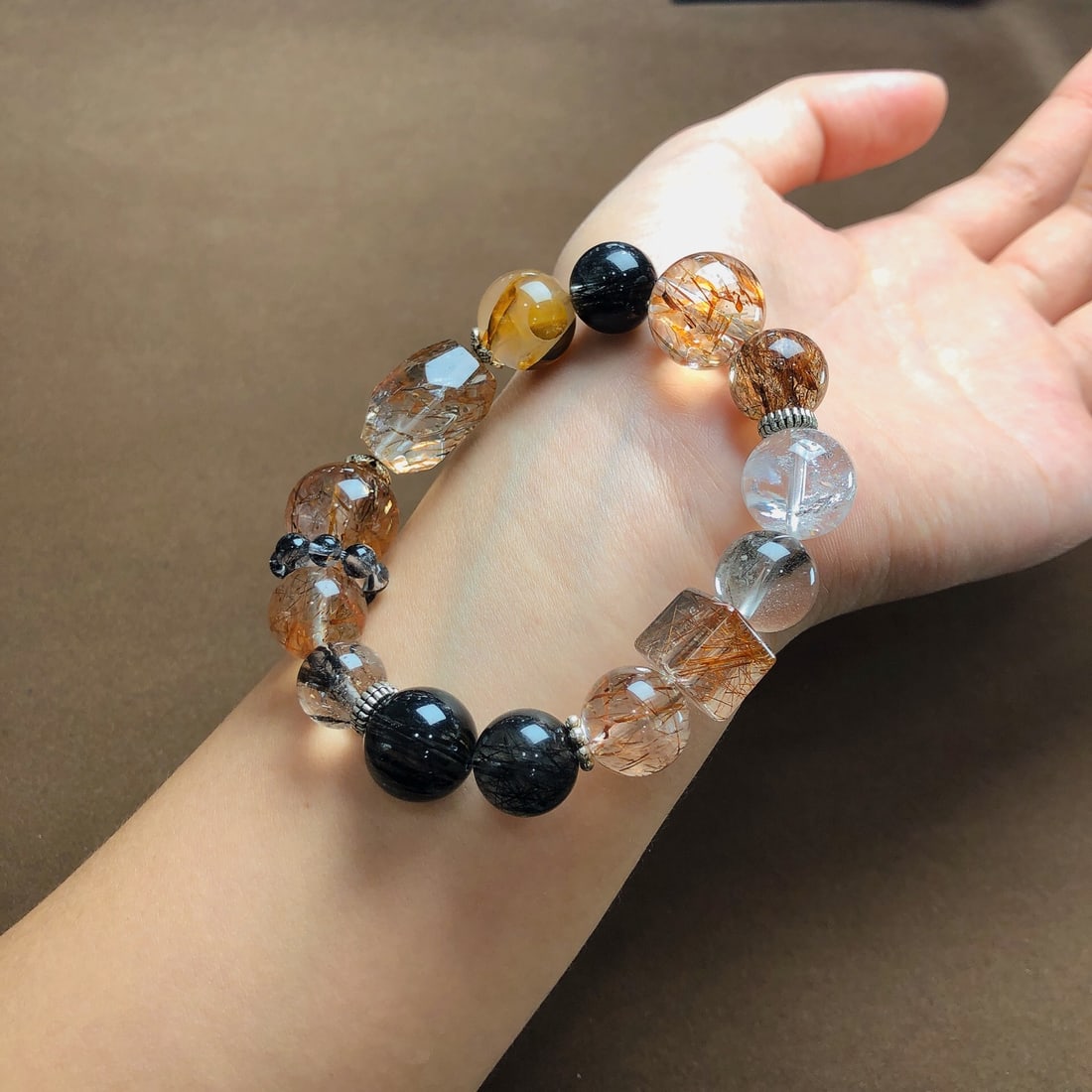 An Exquisite Crystal Bracelets - 4