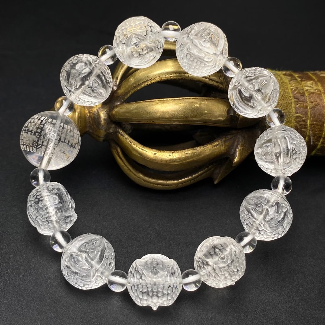A Precious Crystal Bracelets: A Precious Crystal Bracelet,Size:0.6in,Weight:39.1g 水晶手串