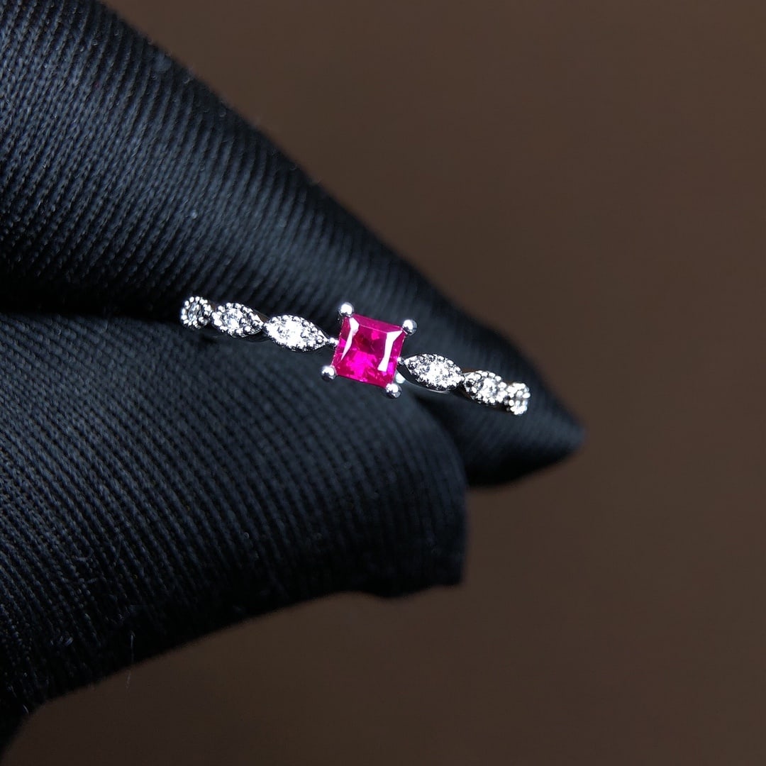 0.3Ctw Natural Ruby Ring - 2