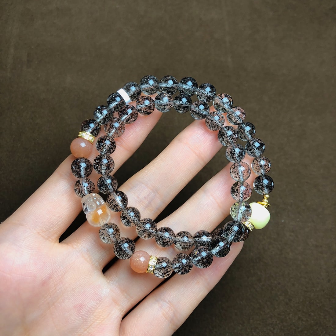 An Exquisite Crystal Bracelets: An Exquisite Crystal Bracelet,Size:0.3in,0.4in,Weight:27.2g 水晶手串