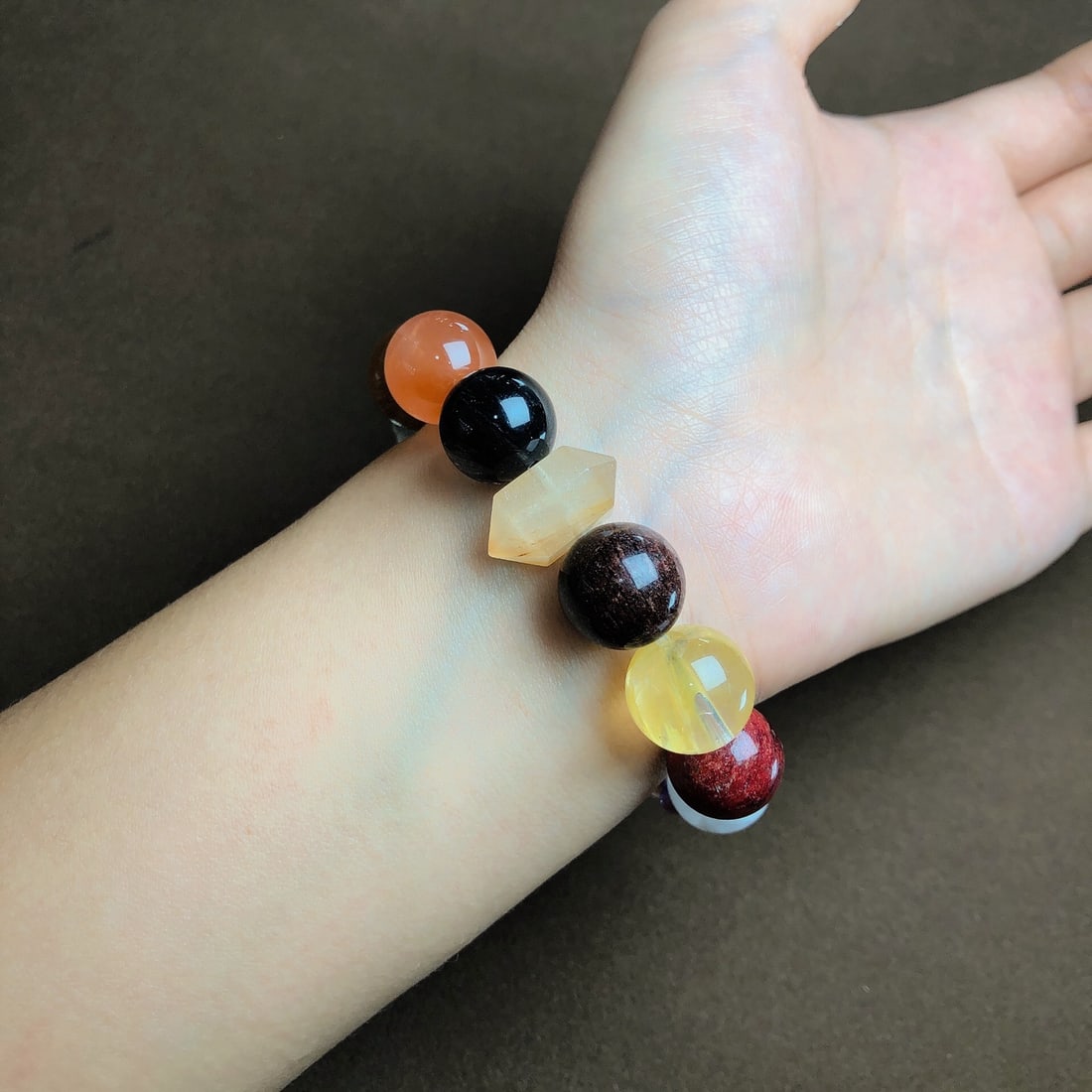 An Exquisite Crystal Bracelets - 5