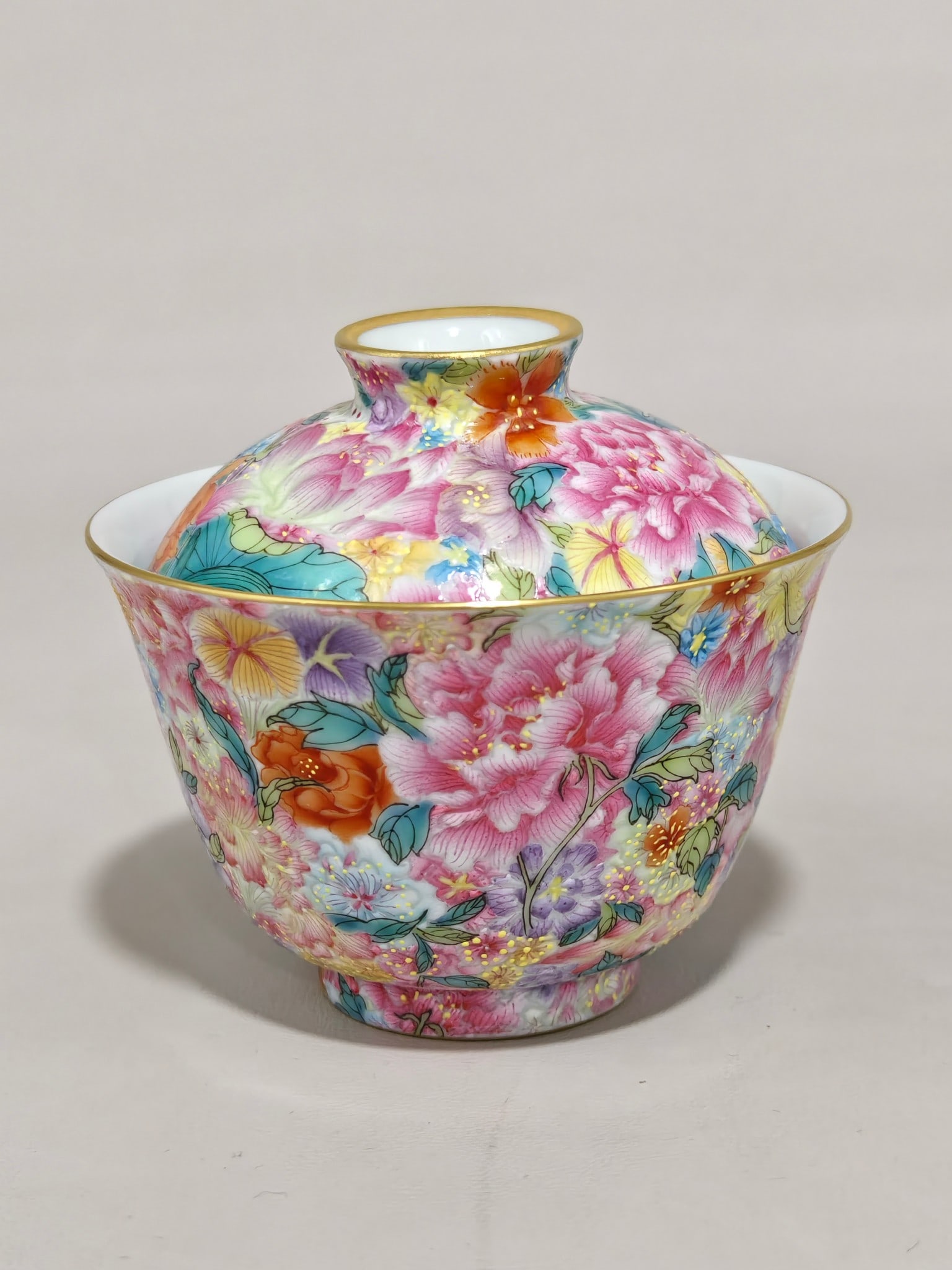 An Exquisite Enamel Flower Pattern Bowl with Cover: An Exquisite Enamel Flower Pattern Bowl with Cover,Qing Dynasty,China,Yongzheng Four-character Mark,Size:3.3inx3.5in 珐琅彩花卉纹盖碗,中国&#