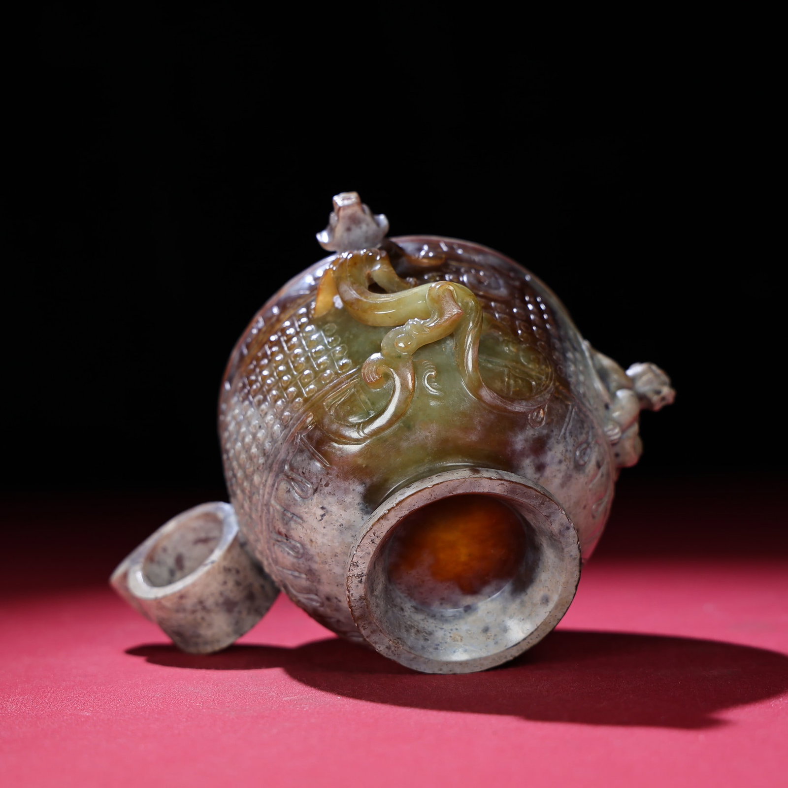 An Exquisite Archaic Jade Chi-Dragon Pattern Cup - 8