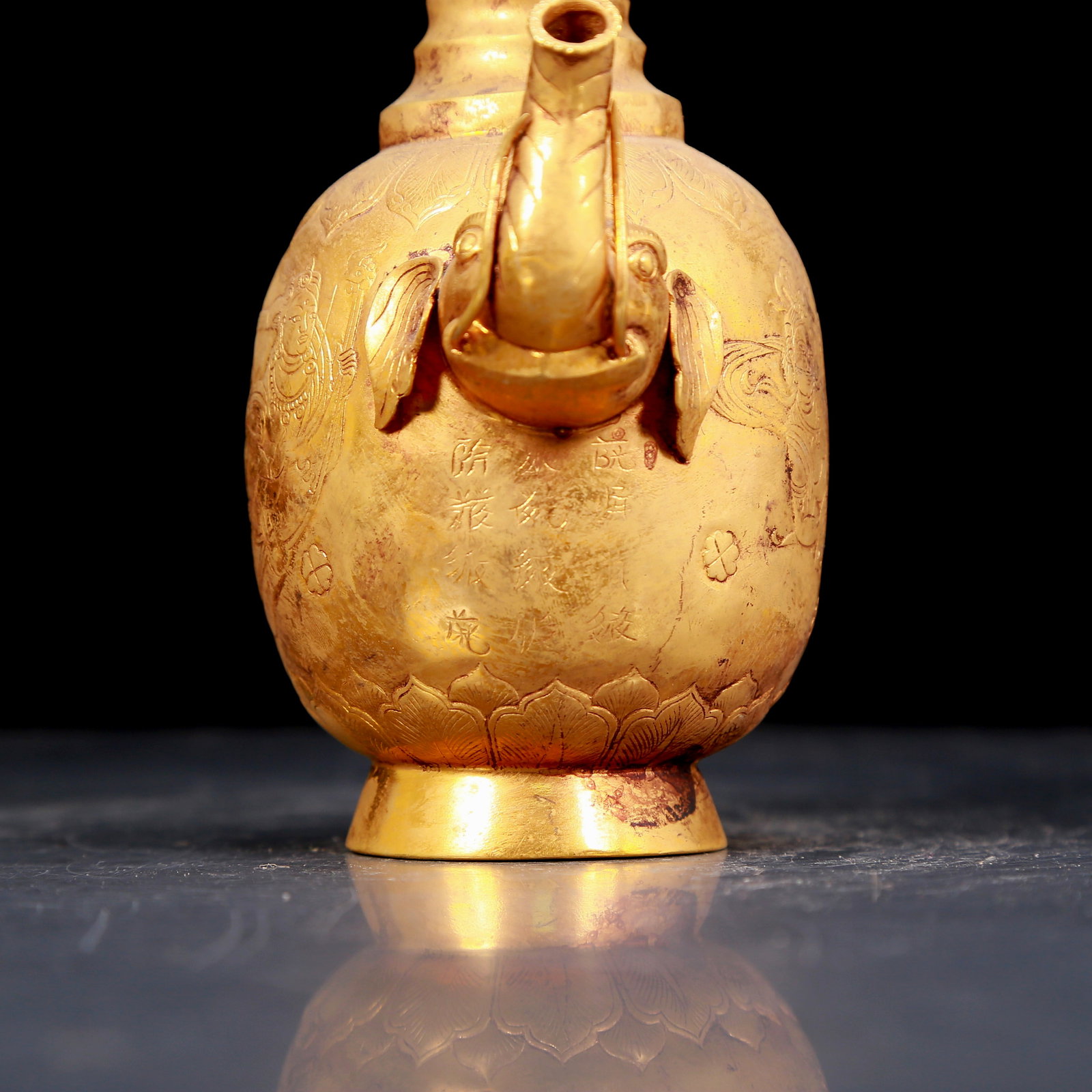 An exquisite gilt bronze figure pot - 6