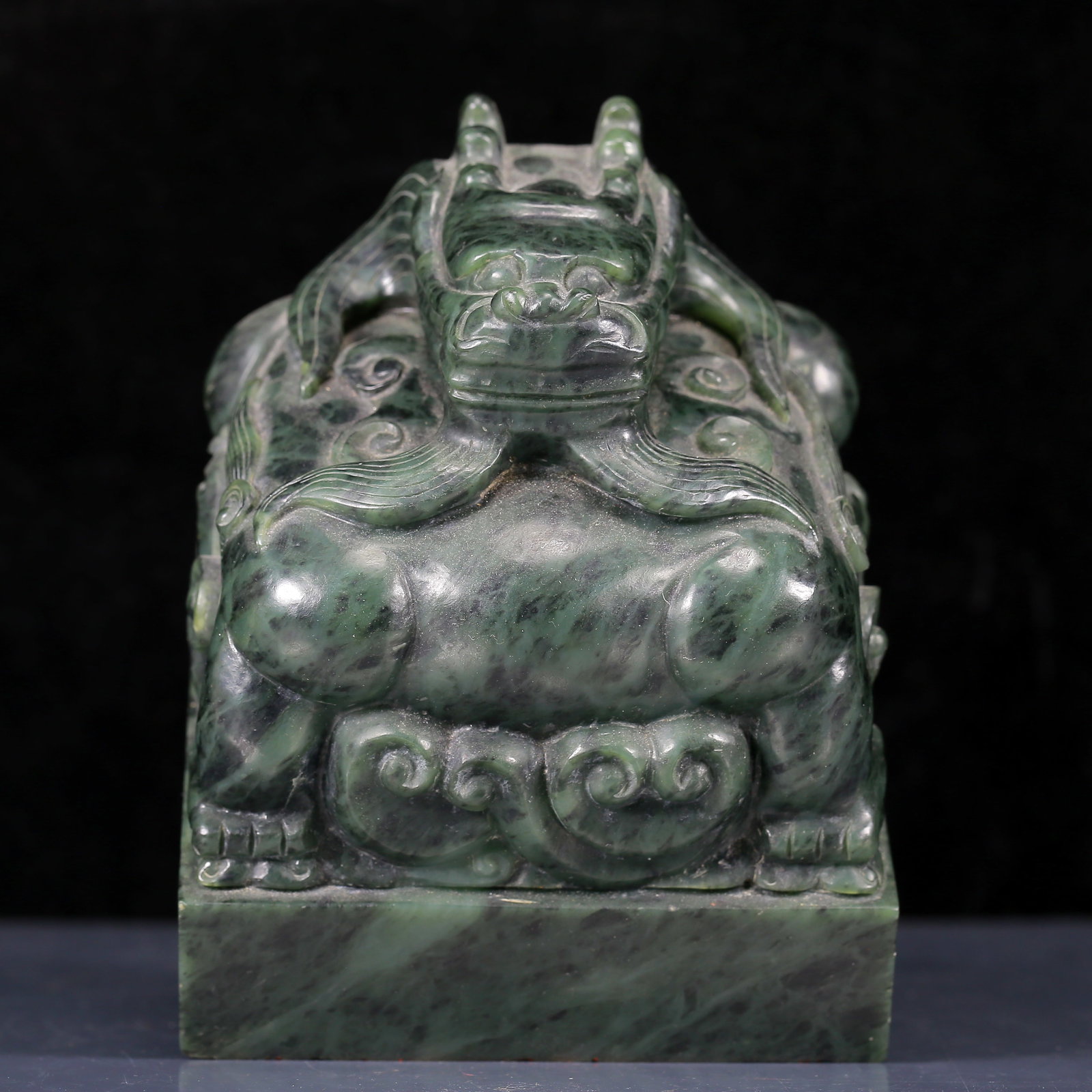 An Exquisite Jasper Dragon Pattern Seal - 2