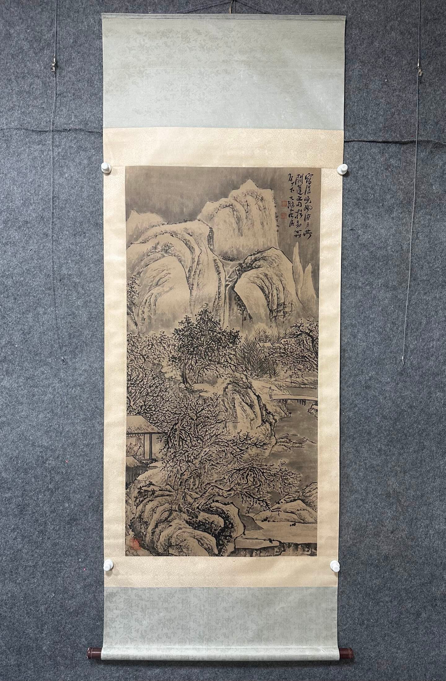 A Chinese Vertical Scroll Ink Painting of Landscape on Paper: A Chinese Vertical Scroll Ink Painting of Landscape on Paper,Shi Tao,Size:26.8inx54.3in 一幅中国水墨山水画立轴,石涛