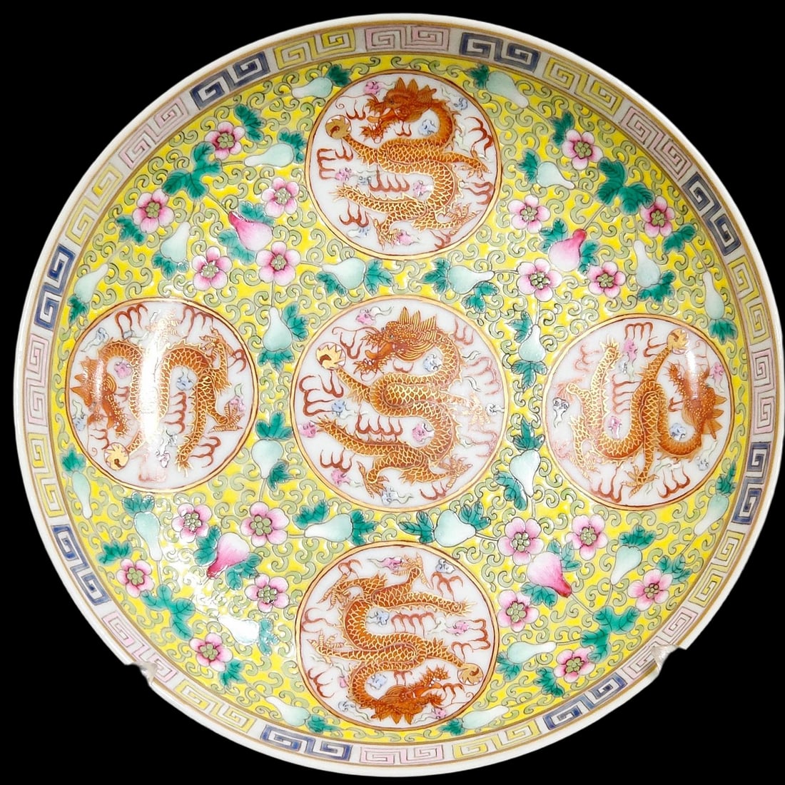 An Exquisite Yellow Ground Famille-Rose Flower and Dragon Pattern Plate (1 of 8)