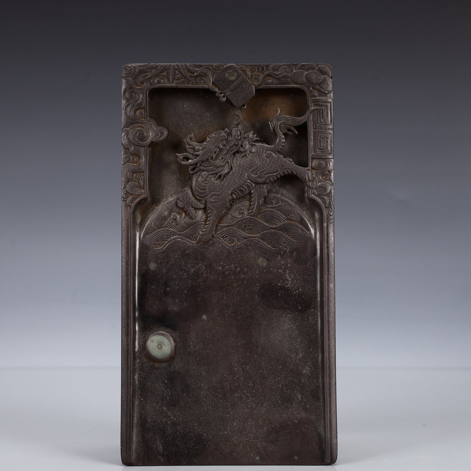 A Rare Kylin Pattern Inkstone,With poem: A Rare Kylin Pattern Inkstone,With poem,Qing Dynasty, China,With Mark,Size:7.5inx3.9inx0.8in,Weight:500g 麒麟纹砚台,带诗文,中国清É