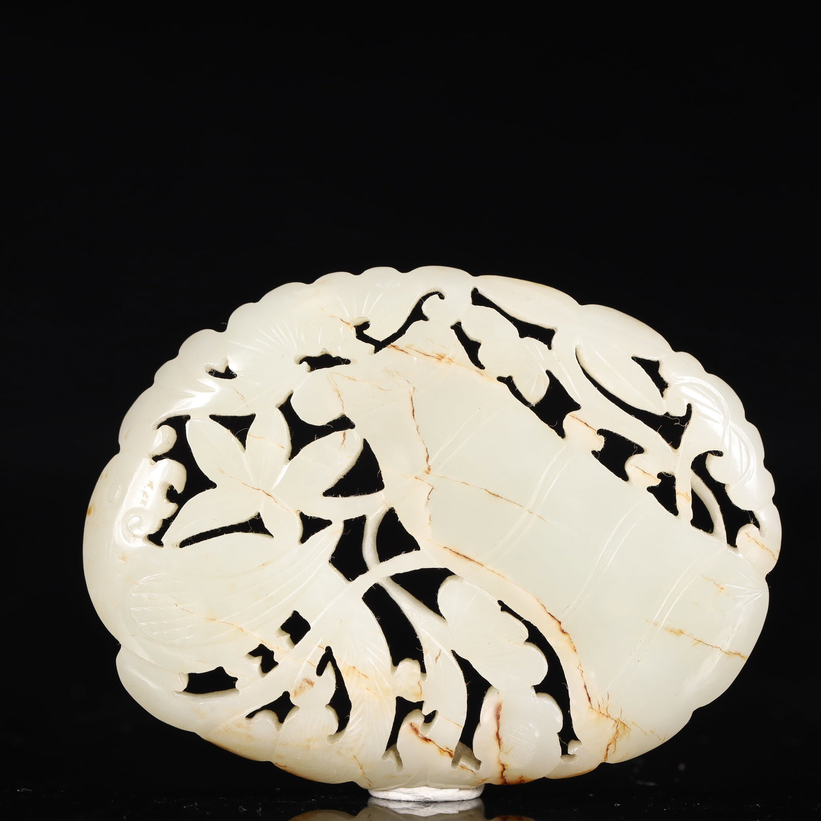 An Exquisite White Jade Flower Pattern Pendant: An Exquisite White Jade Flower Pattern Pendant,Qing Dynasty,China 白玉花卉纹挂件,中国清代