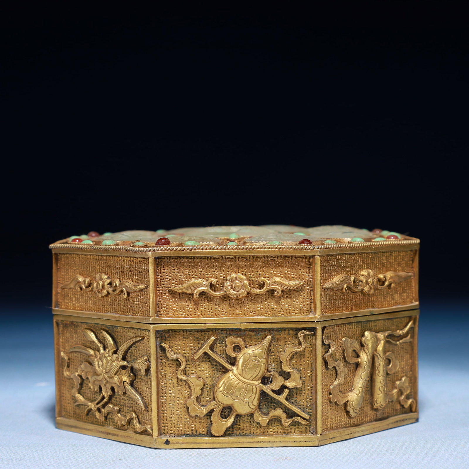 An Exquisite Gilt Bronze Eight Treasures Pattern Box with Cover,Inlaid White Jade: An Exquisite Gilt Bronze Eight Treasures Pattern Box with Cover,Inlaid White Jade,Qing Dynasty,China,Qianlong Four-character Mark,Size:6.3inx3.1inx6.3in,Weight:1600g 铜鎏金八&#