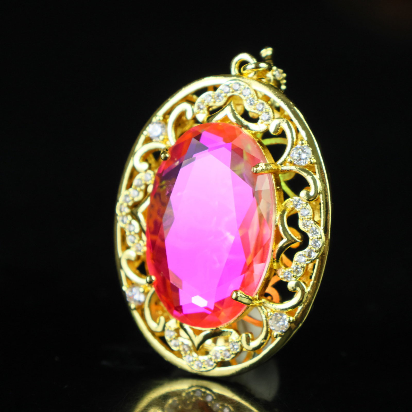 An Exquisite Pendant - 4