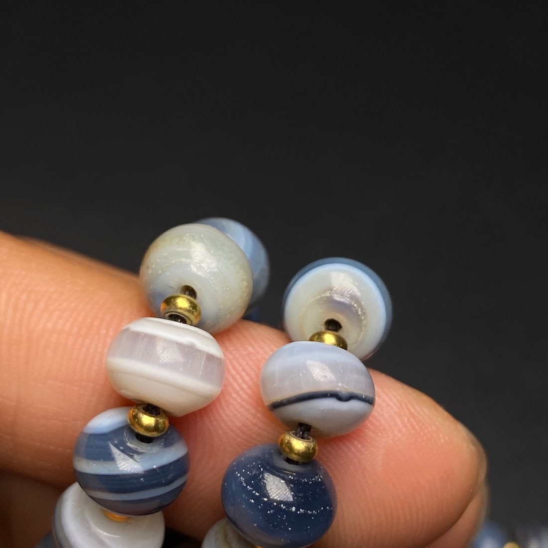 A Precious Agate Necklace - 9