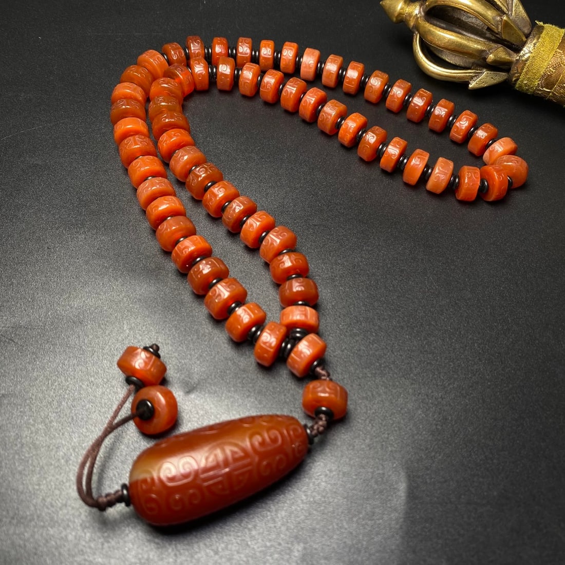 A Precious Agate Necklace - 2
