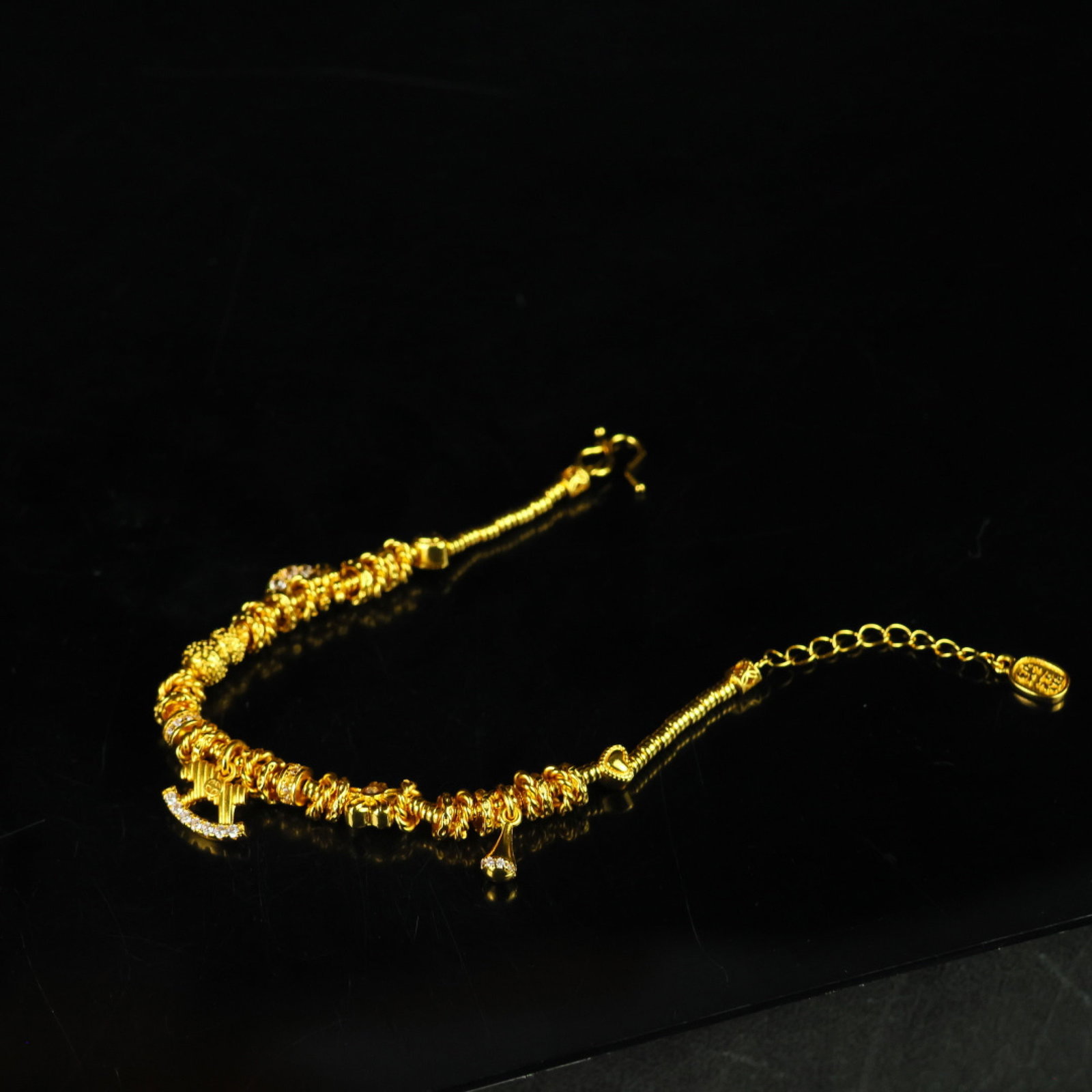 An Exquisite Bracelet - 2