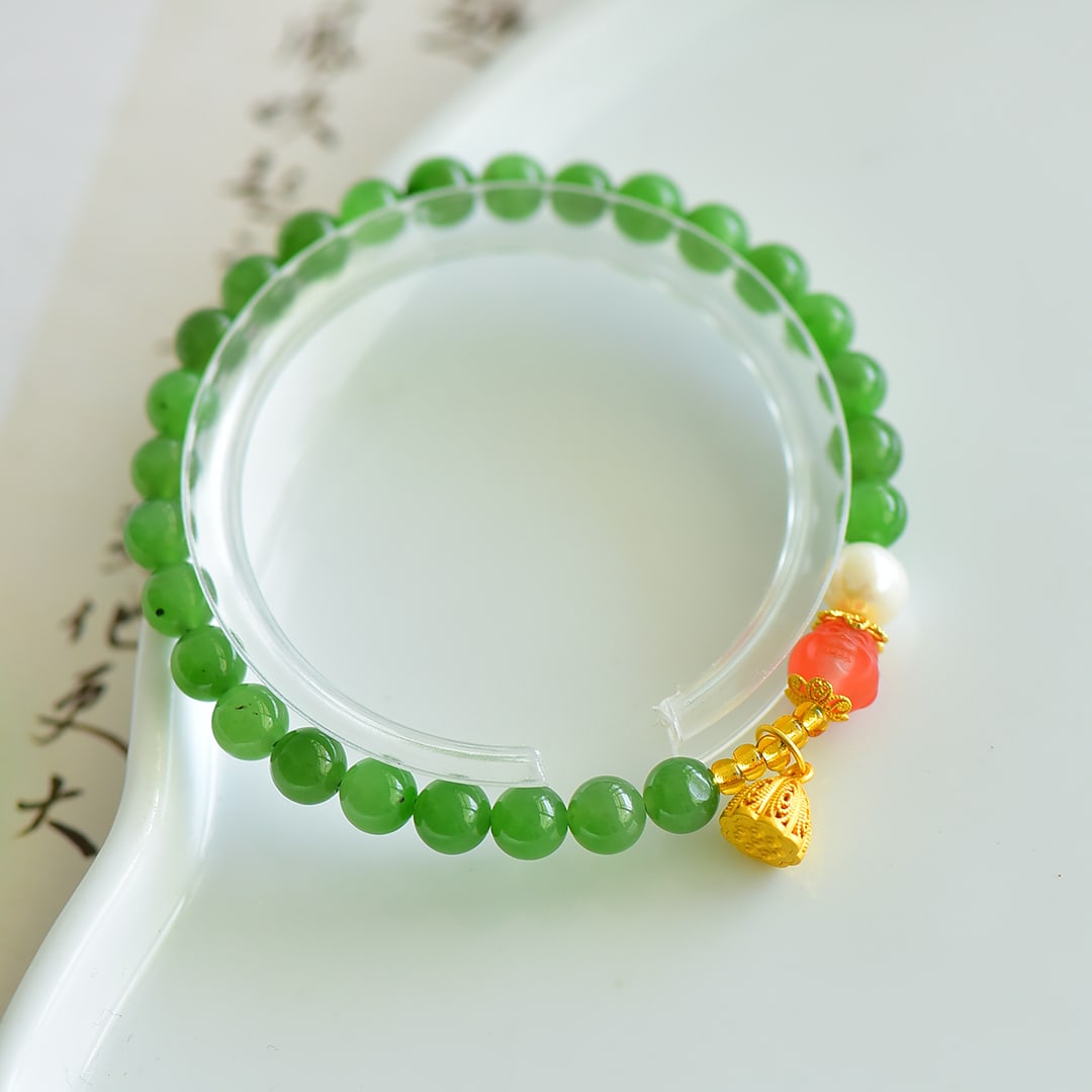 An Exquisite Jasper Bracelets - 2